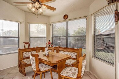 Large Dinette Area