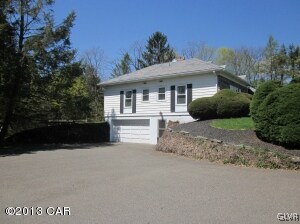 160 N 12th St, Lehighton, PA 18235 - photo 3