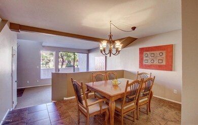 DINING AREA TOWARD LIVING RM