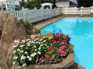 1310 W Pecan St, Rogers, AR 72758 - photo 5