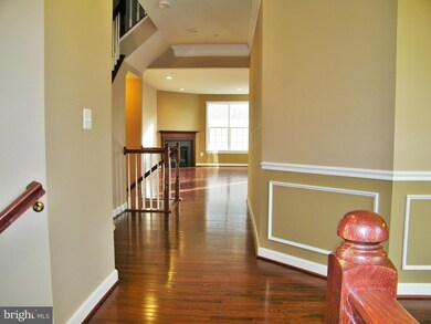 23323 Arora Hills Dr, Clarksburg, MD 20871 - photo 2