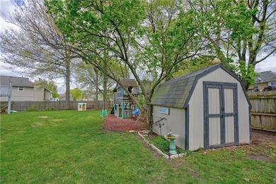 617 Laredo Ct, Raymore, MO 64083 - photo 5