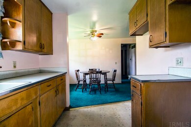 2424 Chippewa Dr, Elkhart, IN 46517 - photo 6