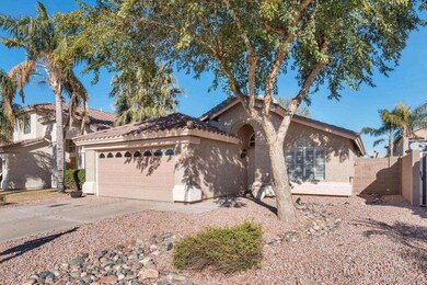 504 W San Remo St Gilbert AZ-large-002-1