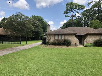 8650 Bart Ln, Houston, TX 77040 - photo 4