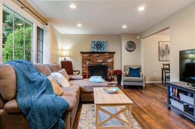 21 Potter Ave unit 1, Plainville, MA 02762 - photo 5