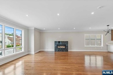 211 Warwick Ave unit 1, Fort Lee, NJ 07024 - photo 6