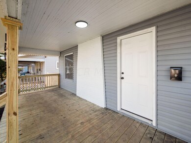 006_b_N 1321 E Kossuth St 097
