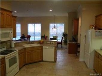 Solid oak cabinets, huge pantry, breakfast bar and