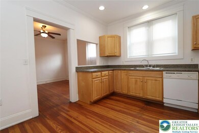 728 E 6th St unit 1, Bethlehem, PA 18015 - photo 4
