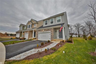 2213 Huntington Ln, Easton, PA 18040 - photo 4