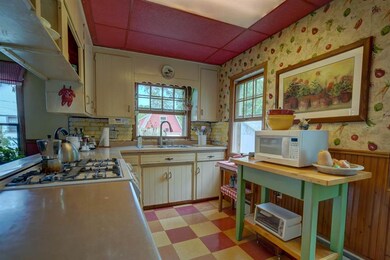 331 Janesville St, Oregon, WI 53575 - photo 5