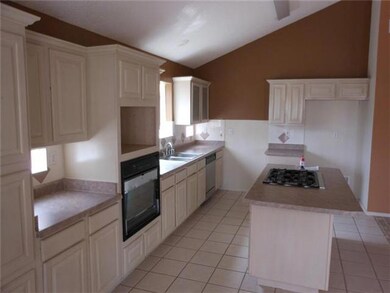 14037 Lago Seco Dr, Horizon City, TX 79928 - photo 5