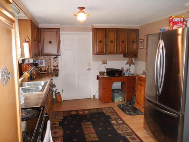 81 Norton Rd, Limerick, ME 04048 - photo 4