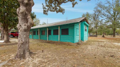 12213 Glenwood Dr, Fountain, FL 32438 - photo 4