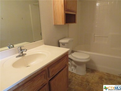 3114 Yaupon Rd unit A, Copperas Cove, TX 76522 - photo 5