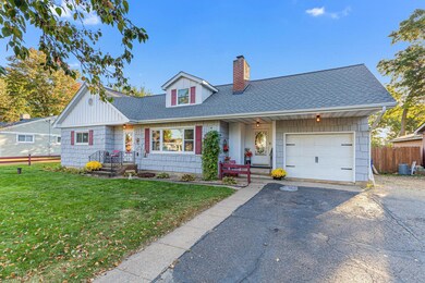 4 BD/2 BA with tons of updates!