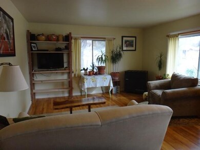 533 Lytton St, Klamath Falls, OR 97601 - photo 2