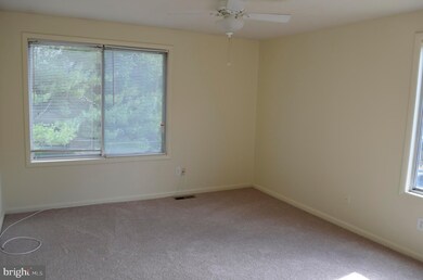 81 Dendron Ct, Parkville, MD 21234 - photo 6