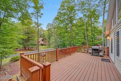 1023 Cedar Dr, Lake Ariel, PA 18436 - photo 6