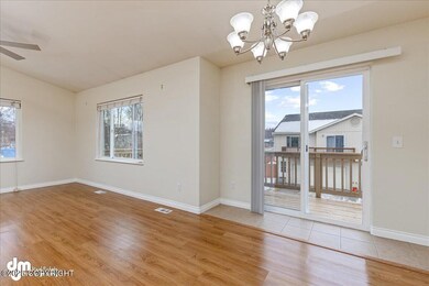 07-Dining Area-DW-8691