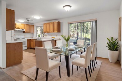 14570 Mountain View Loop, Sisters, OR 97759 - photo 7