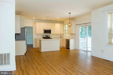 11724 Bryce Overlook Ct, Columbia, MD 21044 - photo 6