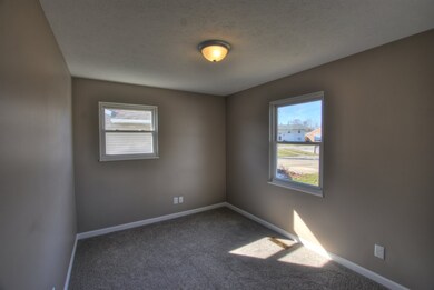 1908 Tam o Shanter Ct, Kokomo, IN 46902 - photo 6