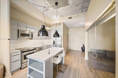 The Meridian Condo unit 424, Miami Beach, FL 33139 - photo 7