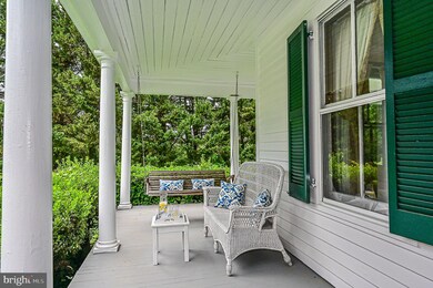 9330 Old Burke Lake Rd, Burke, VA 22015 - photo 3