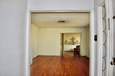 12215 Broken Arrow St, Houston, TX 77024 - photo 5