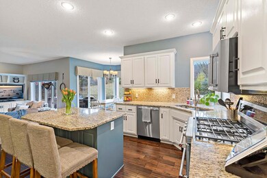 6215 Addington Ct, Eden Prairie, MN 55346 - photo 7