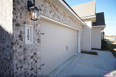 21285 Pecan Grove Dr, Zachary, LA 70791 - photo 7