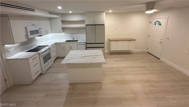 950 7th Ave S unit 12, Naples, FL 34102 - photo 3