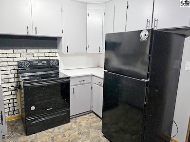 808 N Barber St, McPherson, KS 67460 - photo 7