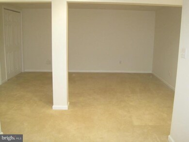 199 Canterbury Ct, East Windsor, NJ 08520 - photo 6