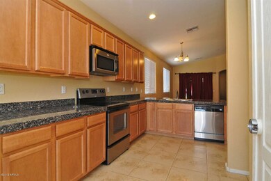 Large_Kitchen