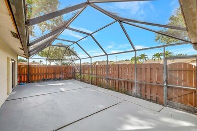 1050 Summit Place Cir unit D, West Palm Beach, FL 33415 - photo 3