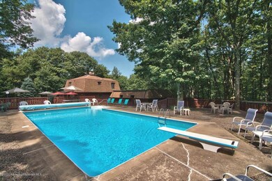 536 Forest Ln, Archbald, PA 18403 - photo 4