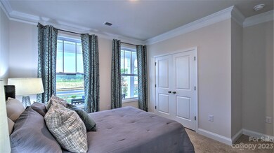 127 Thornberry Rd, Hendersonville, NC 28792 - photo 5