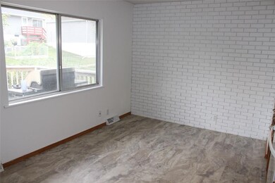 3137 29th Ave SW, Cedar Rapids, IA 52404 - photo 7