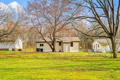 202 8th St, Oxford, NC 27565 - photo 5