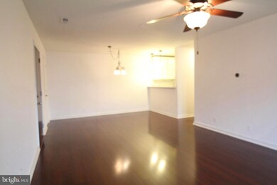 102 Chesterfield Ln unit 202, Stafford, VA 22556 - photo 5