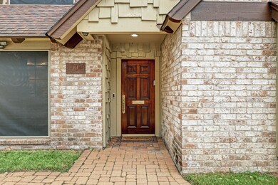 914 N Wilcrest Dr, Houston, TX 77079 - photo 4