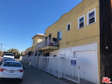 4562 St Charles Place, Los Angeles, CA 90019 - photo 3