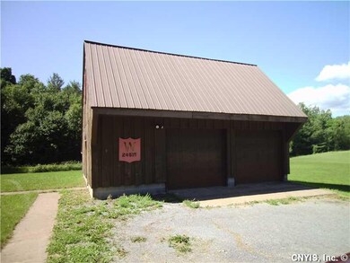 Garage.