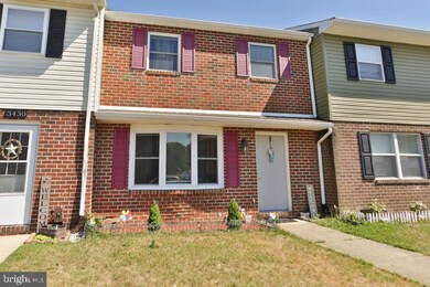 3425 Gregway Dr, Chambersburg, PA 17202 - photo 2