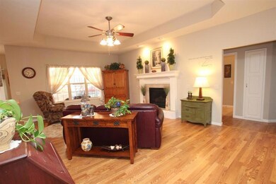 1655 S Hedgewood Dr, Bolivar, MO 65613 - photo 5