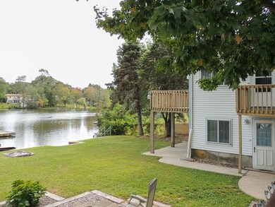 524 Lake Shore Dr, Warwick, RI 02889 - photo 5