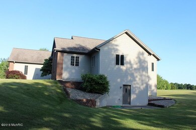 260 133rd Ave, Wayland, MI 49348 - photo 3